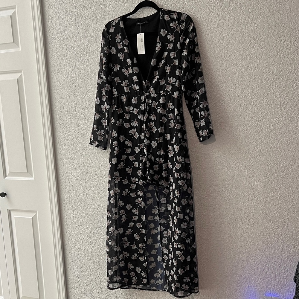Elegant Black Floral Long Sleeve Dress SIZE S